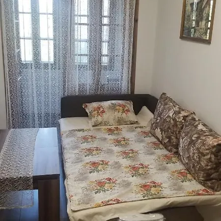 Vakantiehuis трапезица